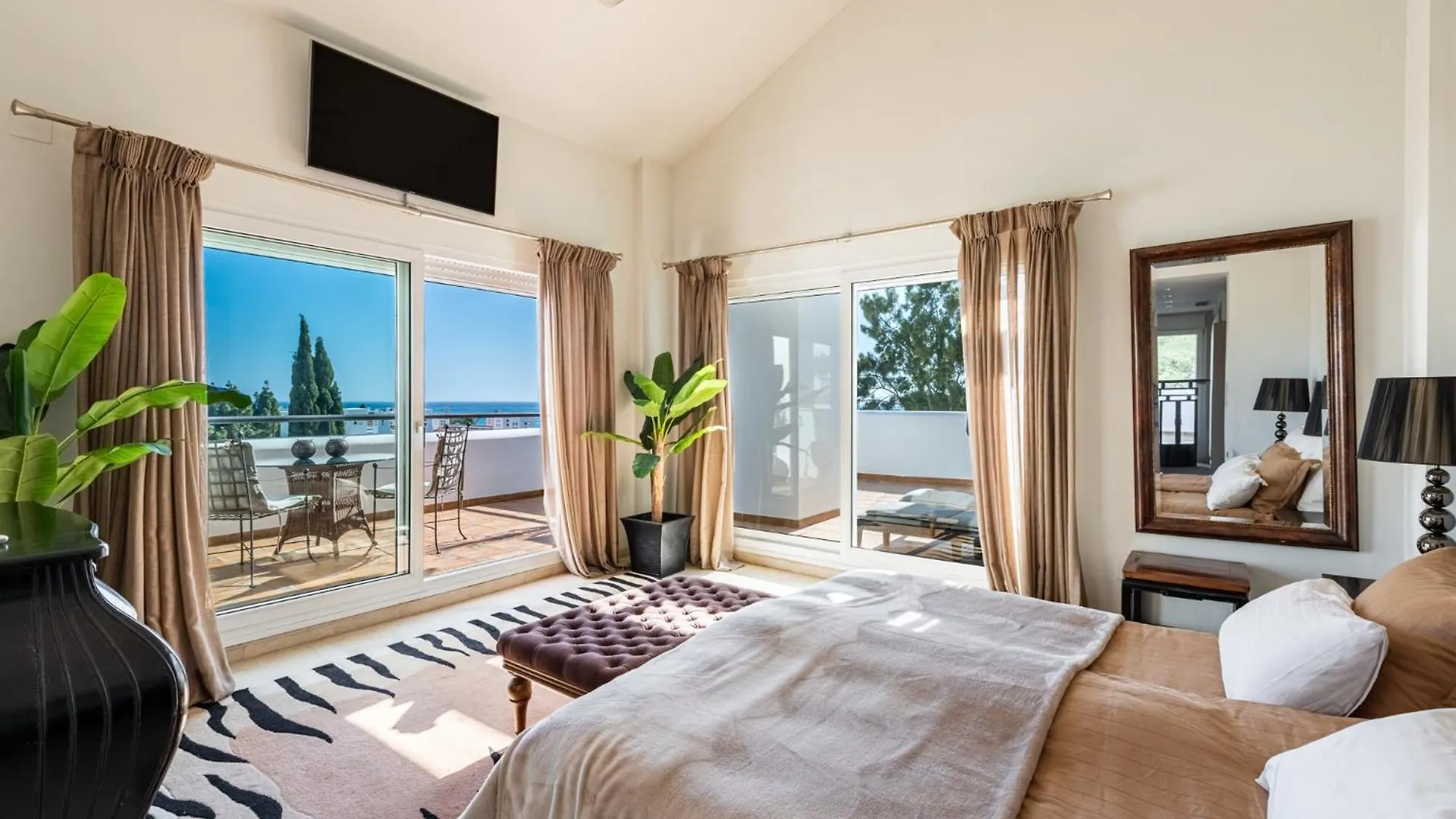 Palm Beach Frontline Penthouse Marbella Spain