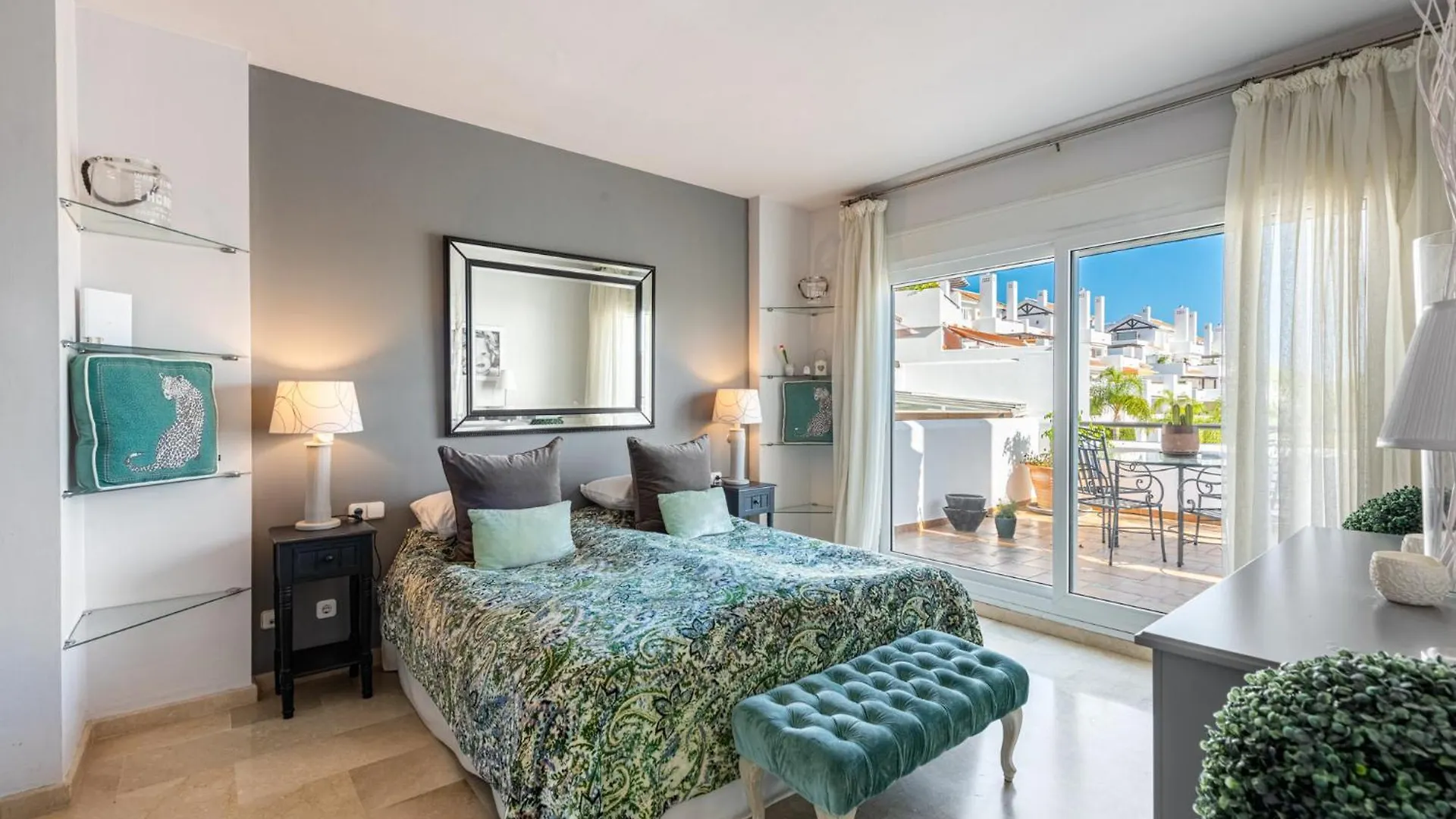 Holiday home Palm Beach Frontline Penthouse Marbella